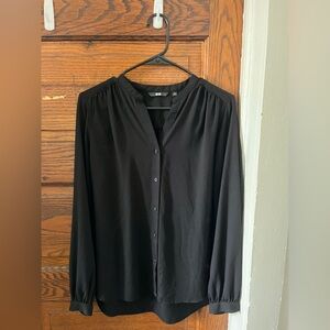 Uniqlo Black Collarless Blouse